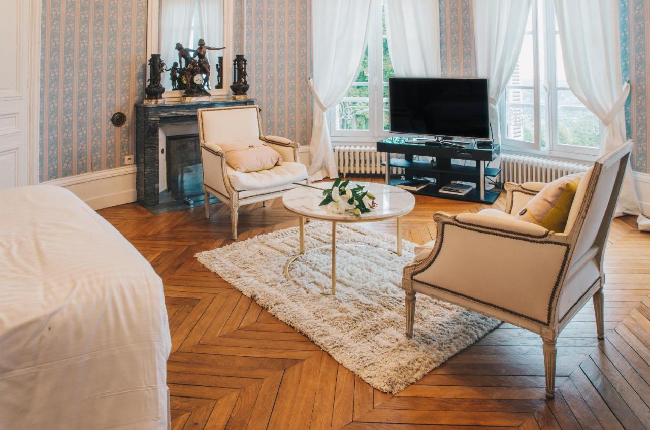 Bed & Breakfast Chateau Du Landin 4*