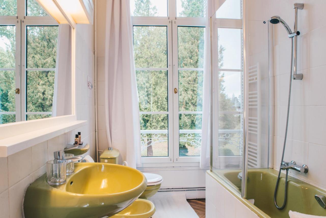 Chateau Du Landin Bed & Breakfast