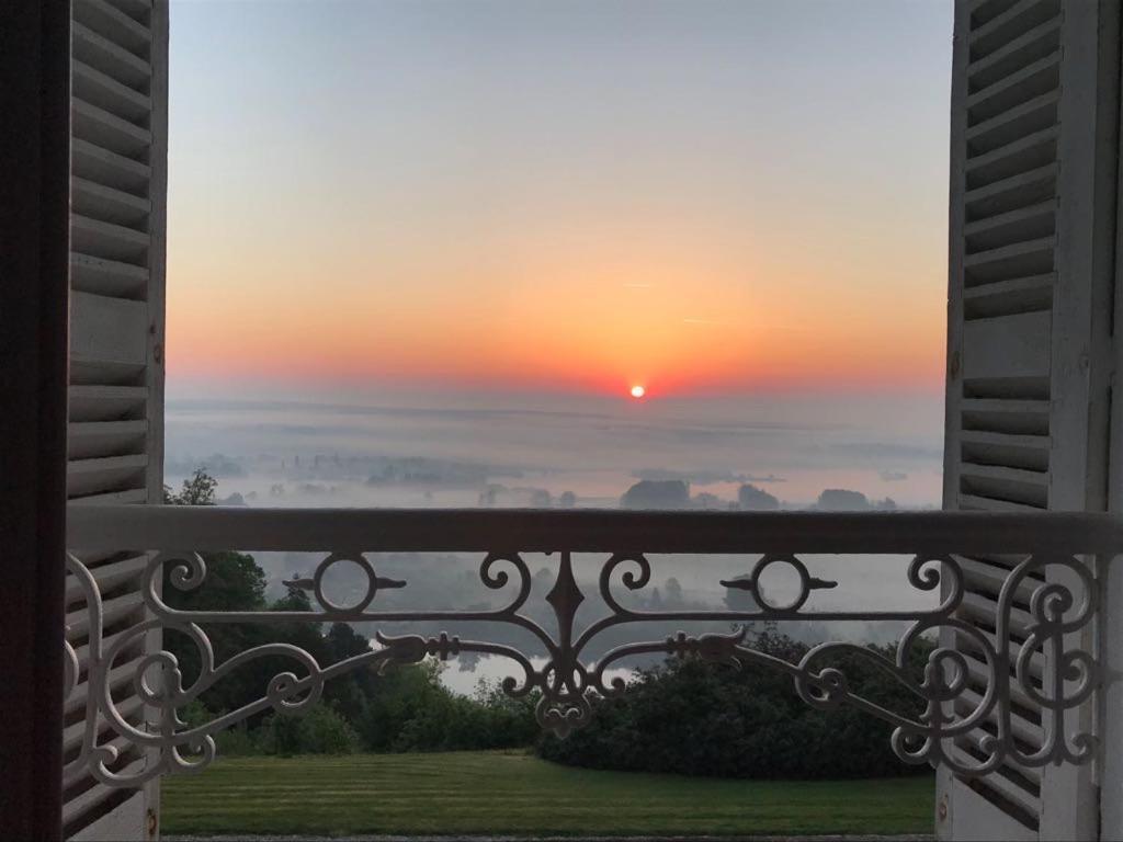 Chateau Du Landin Bed & Breakfast Le Landin