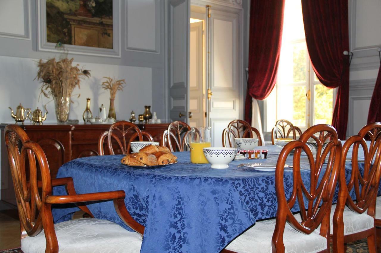 Chateau Du Landin Bed & Breakfast