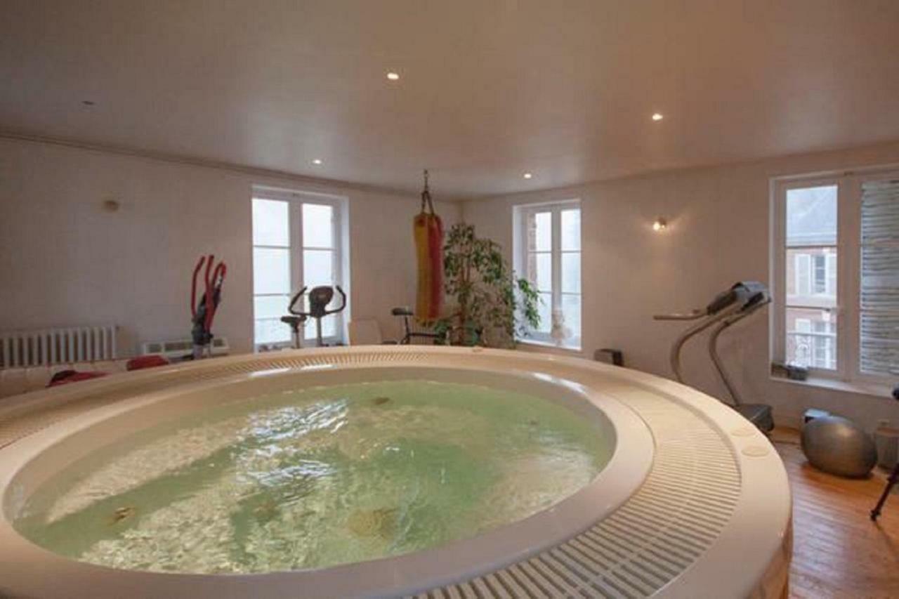 Chateau Du Landin Bed & Breakfast 4*